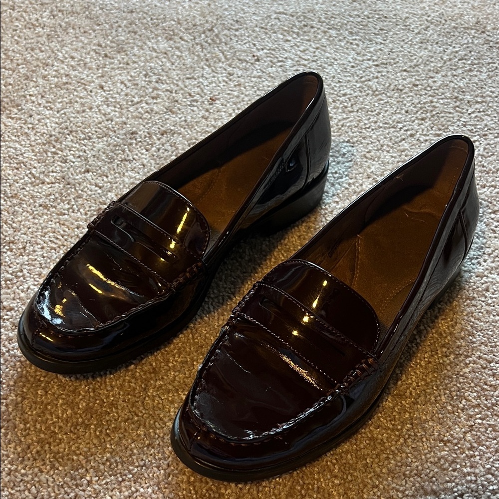 Aérosoles Burgundy Women Loafers
